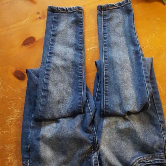 Deep blue super high rise jeans. Jr. Size 3  EUC - Picture 4 of 5